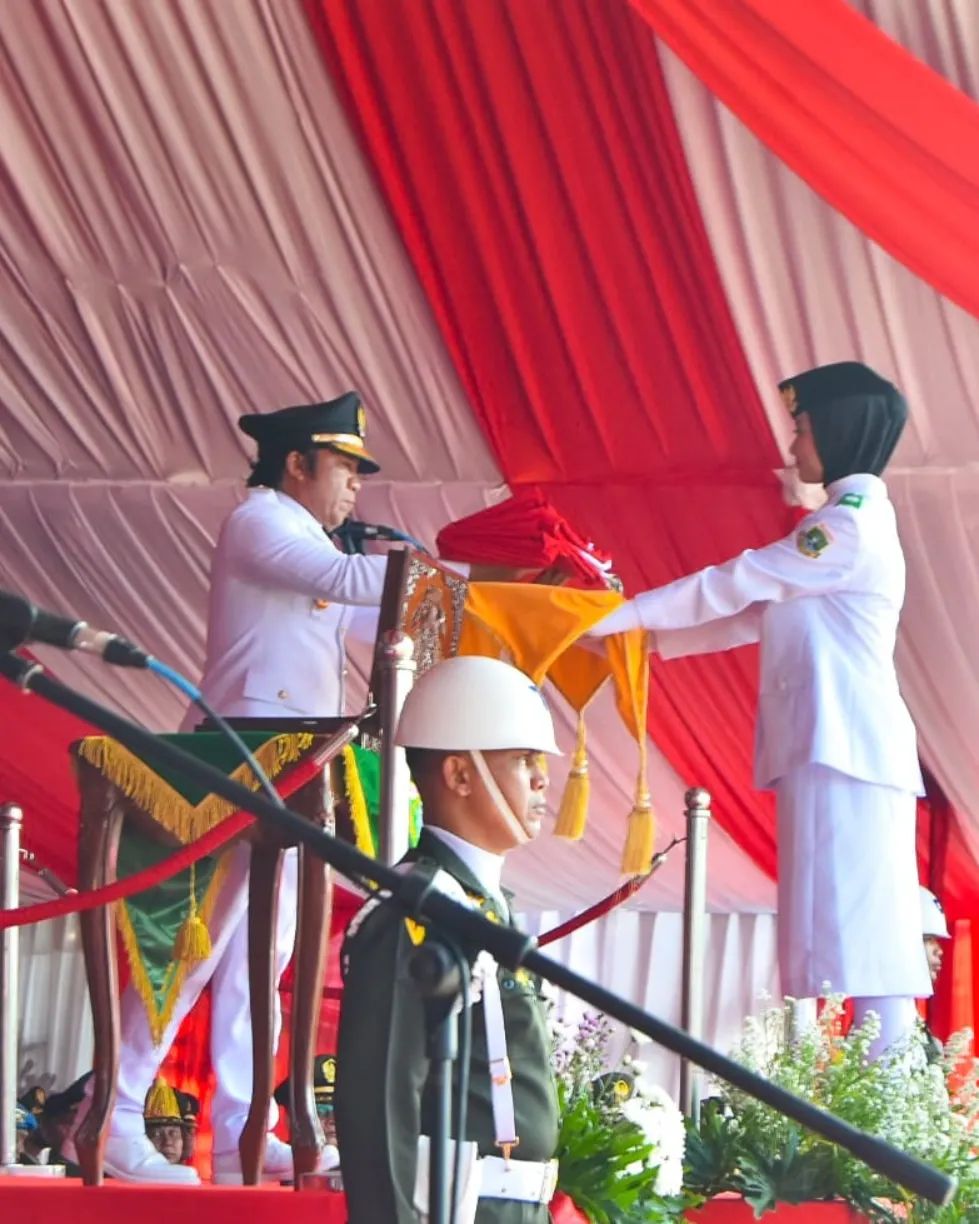 Upacara Peringatan HUT RI ke-77 di Lapangan Mesjid Raya Al Bantani KP3B.