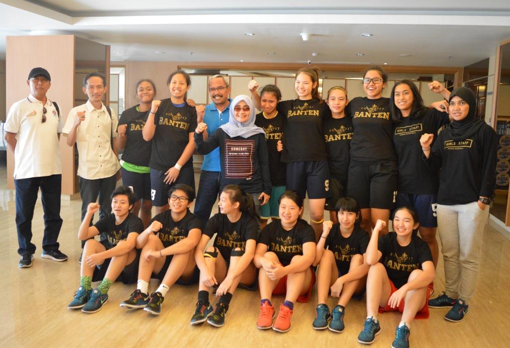 DISPORA MEMBERIKAN SEMANGAT KEPADA ATLET POPNAS XIV DI JATENG