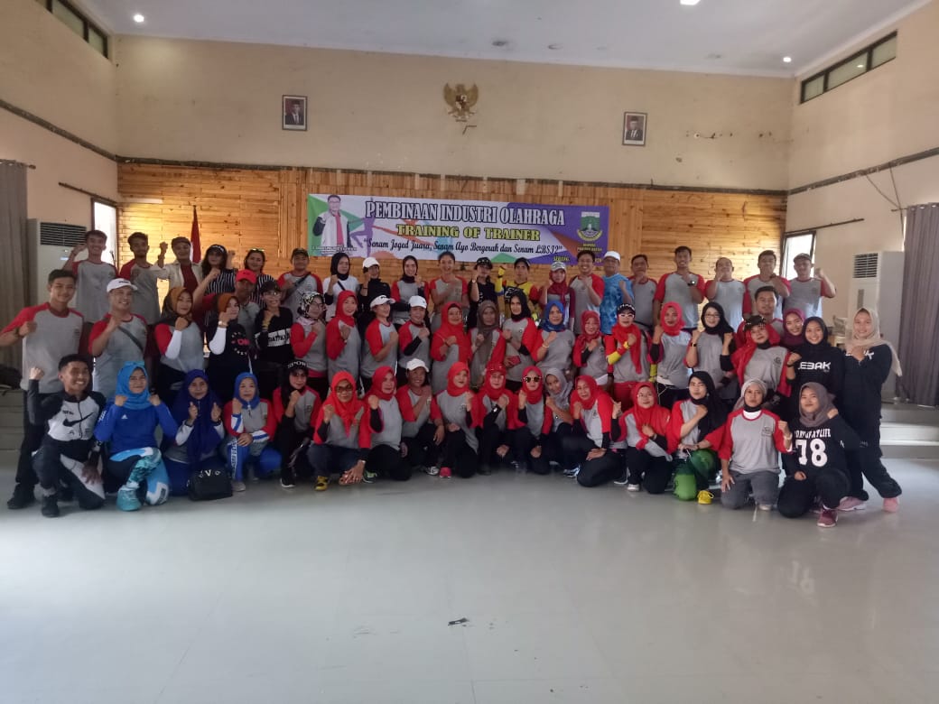 PEMBINAAN INDUSTRI OLAHRAGA TRAINING OF TRAINER