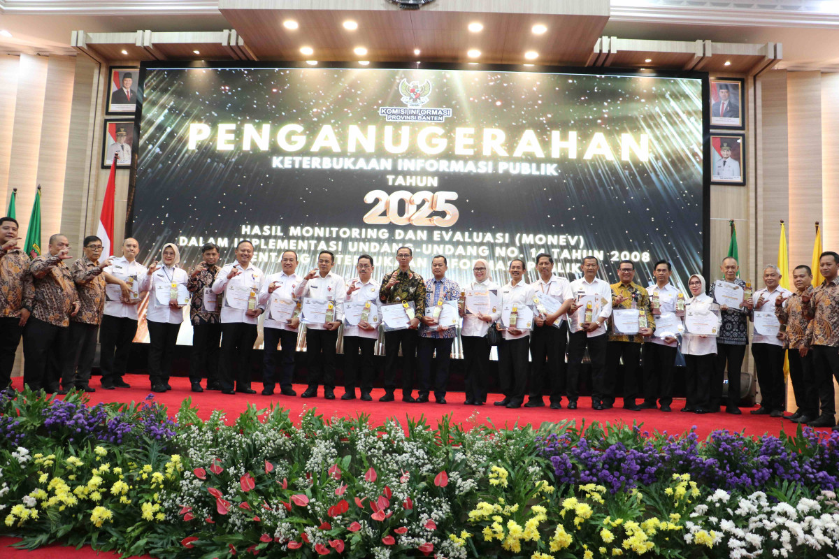 DISPORA BANTEN TERIMA PENGANUGERAHAN KETERBUKAAN INFORMASI PUBLIK TAHUN 2025